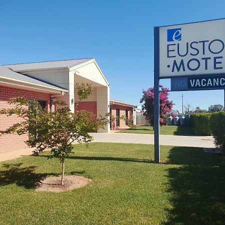 Euston Motel Buitenkant foto